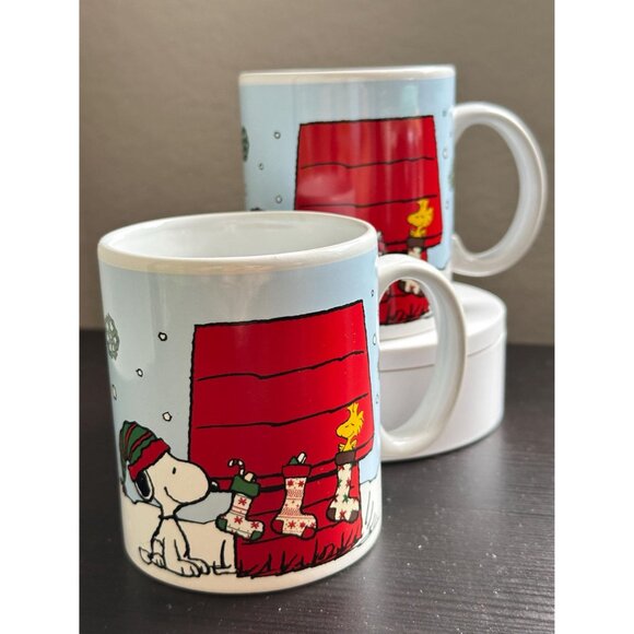 Peanuts Snoopy Woodstock Mugs Set 2 | 2016 Christmas Cups 12oz | Pre-Loved - Picture 8 of 9